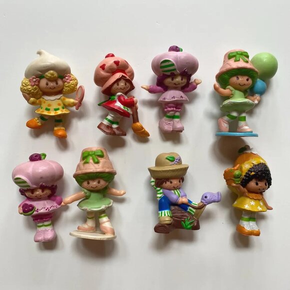 Vintage Strawberry Shortcake Mini Figures Scented 1980s Toys - Picture 1 of 7